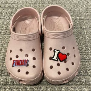 Girls crocs